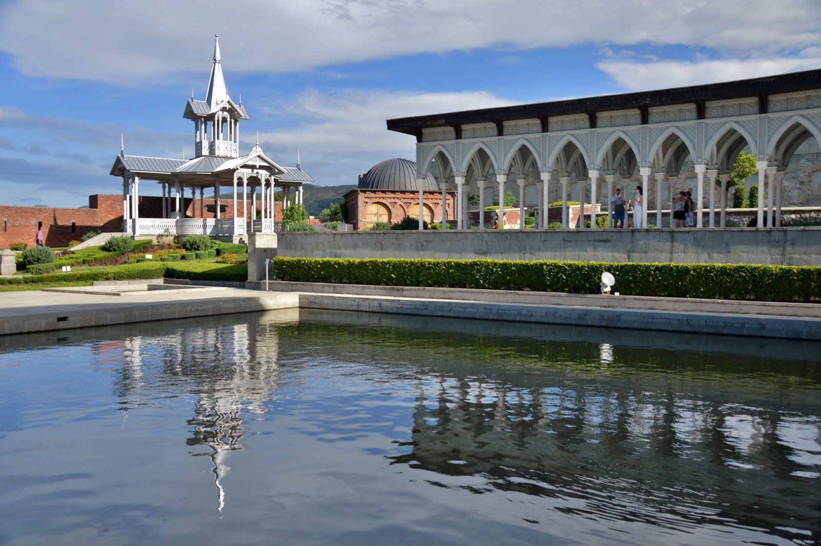 Pond, cruciform pavilion and ogival portal in the Rabati citadel