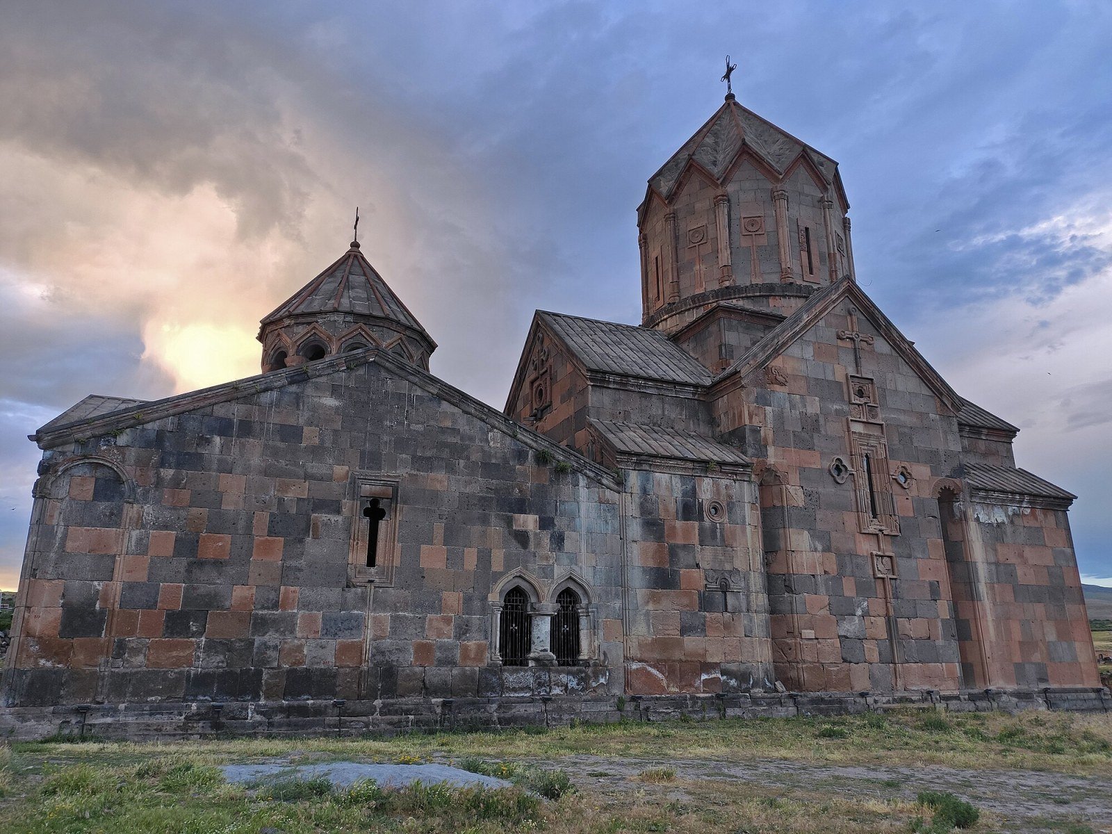 Exterior view of Hovhannavank Monastery above the Qasagh canyon