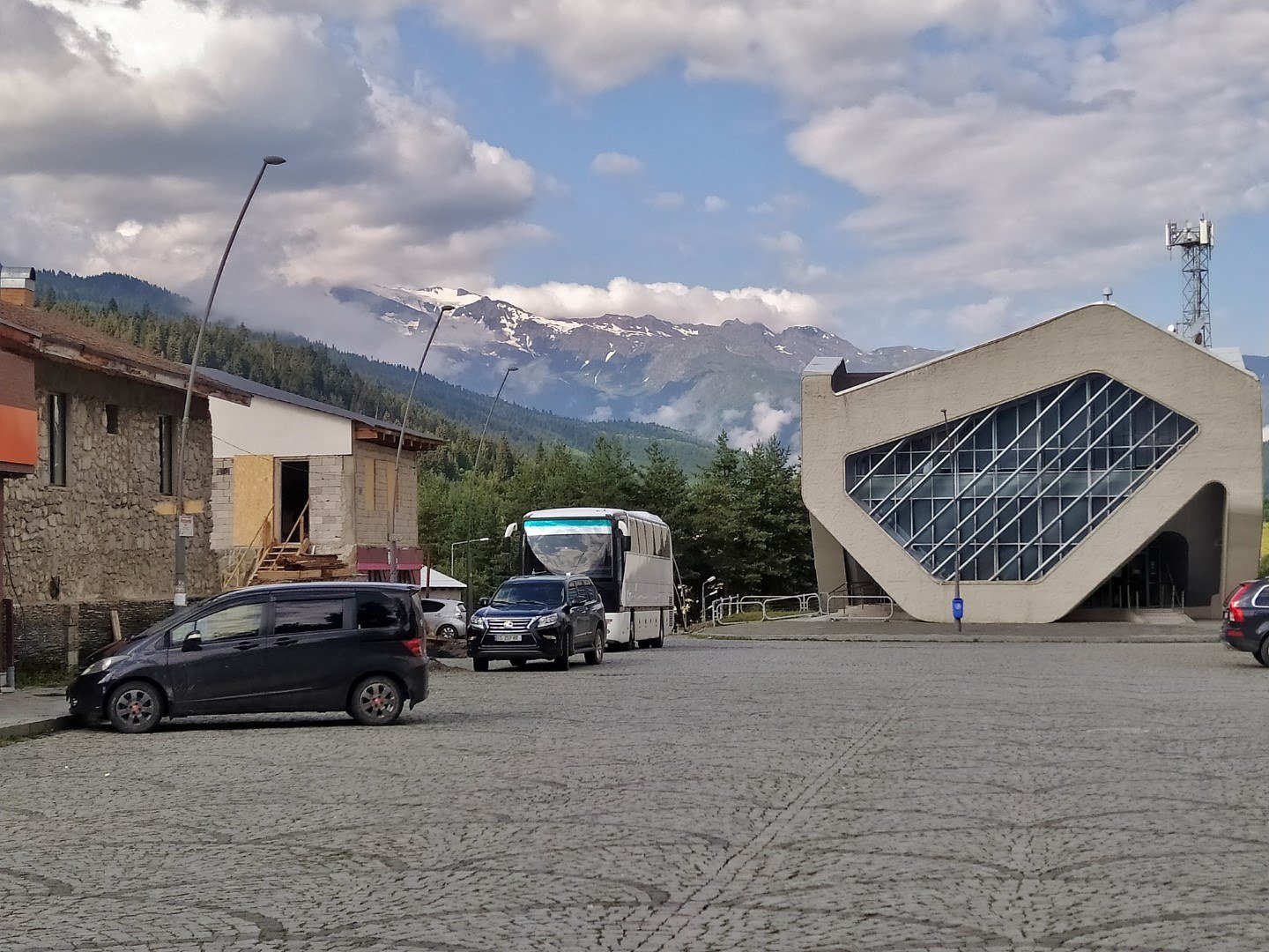 Gerichtsgebäude von Mestia, Georgien