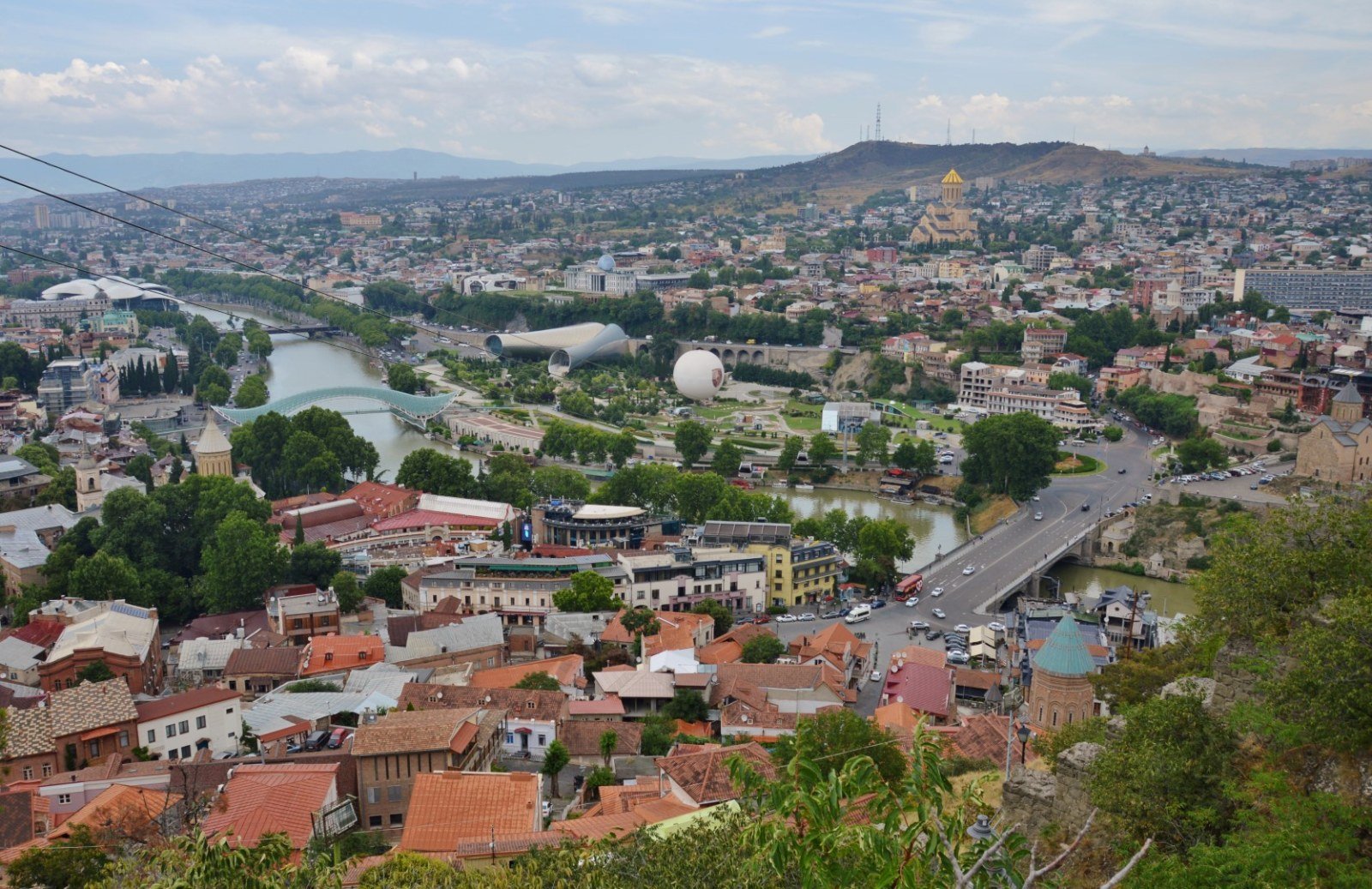 Panoramica di Tbilisi dalla fortezza Narikala