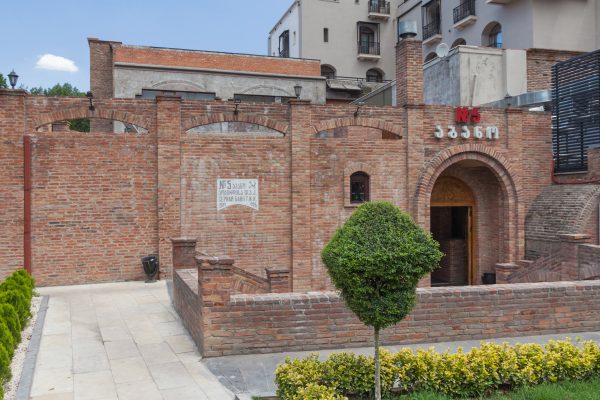 Baños de Azufre de Abanotubani — 6