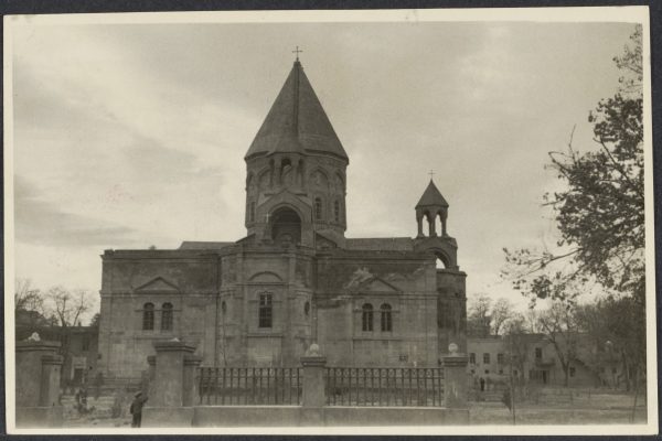 Catedral de Echmiadzín — 6