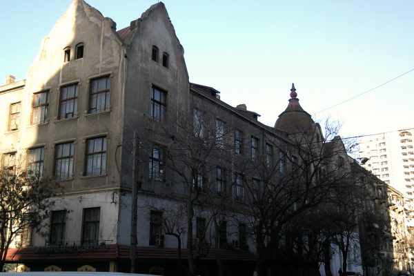 Nizami Street — 2
