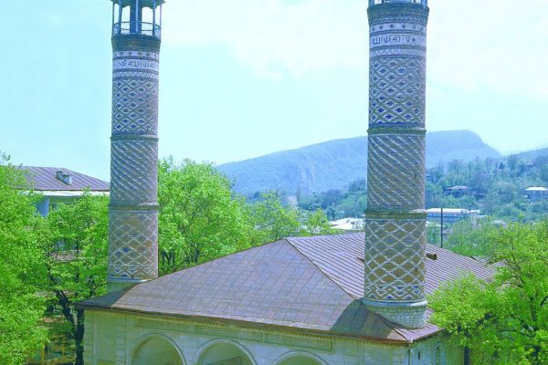 Yukhari Govhar Agha Mosque — 5