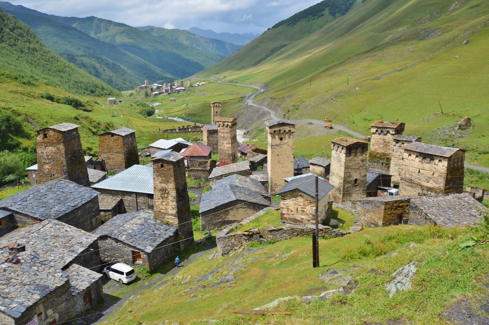 Blick vom Burghügel der Königin Tamar, Ushguli