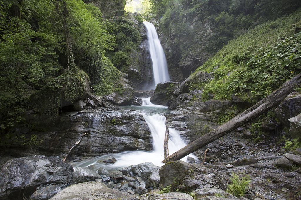 Viajes a Georgia: Guía Esencial para Descubrir el Cáucaso
