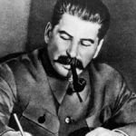 Stalin - firmando sentencias