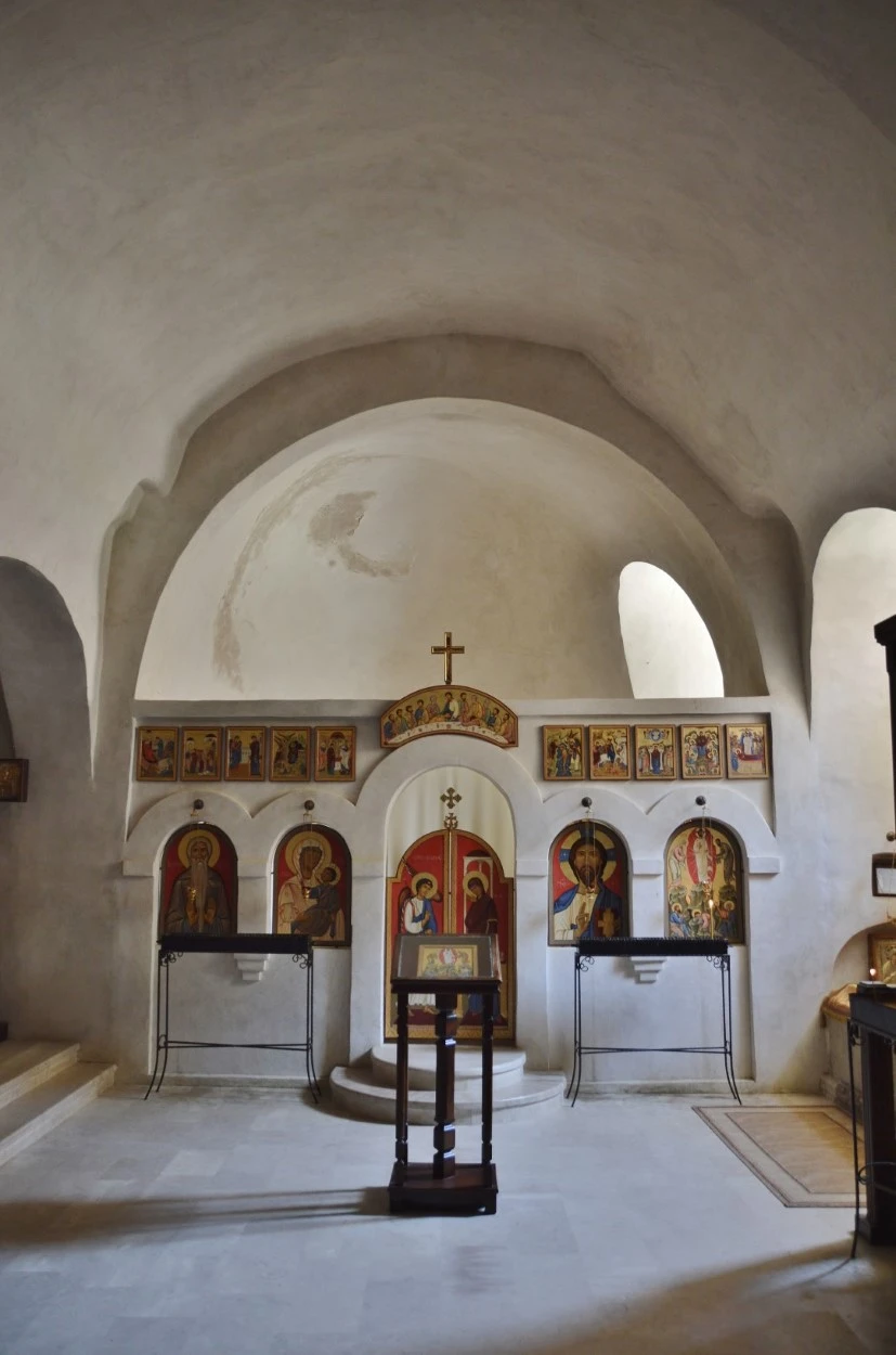 Monasterio de David Gareja. Lavra. Iglesia troglodita de la Transfiguración