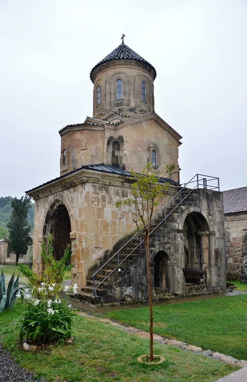 Monasterio de Gelati. Iglesia de san Nicolás